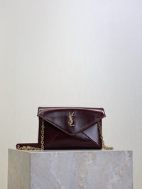 Gaby Chain Clutch in Smooth Leather