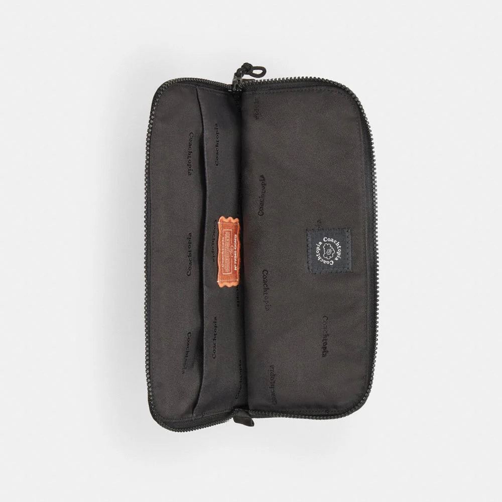 Coach Coachtopia Loop Laptop Sleeve With Wavy Quilting Black 2
